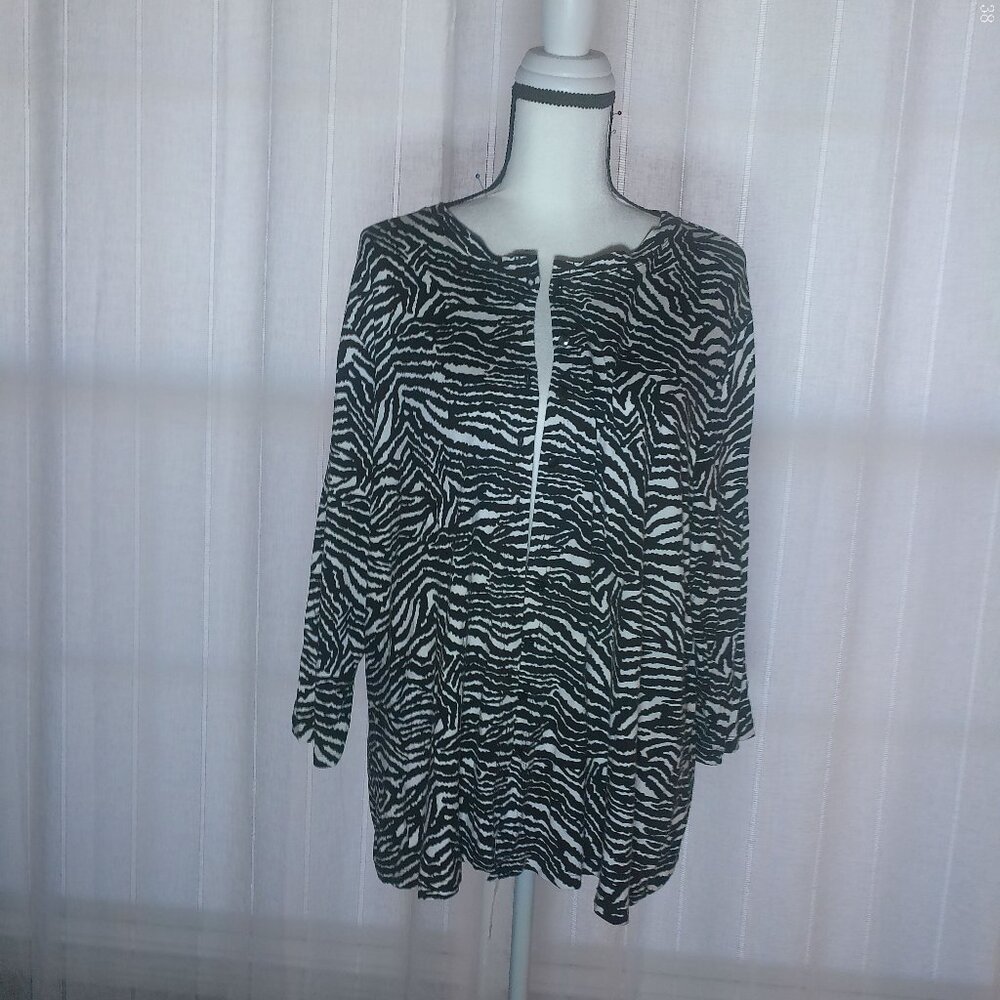 A.GIANNETTI Woman 3/4 Sleeve Button-up Cardigan Black/White Zebra 2X